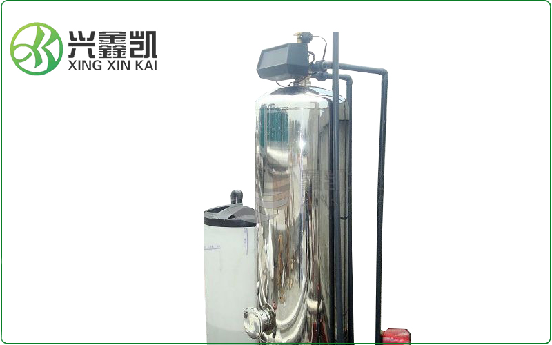 全自動軟水器（水處理設(shè)備）